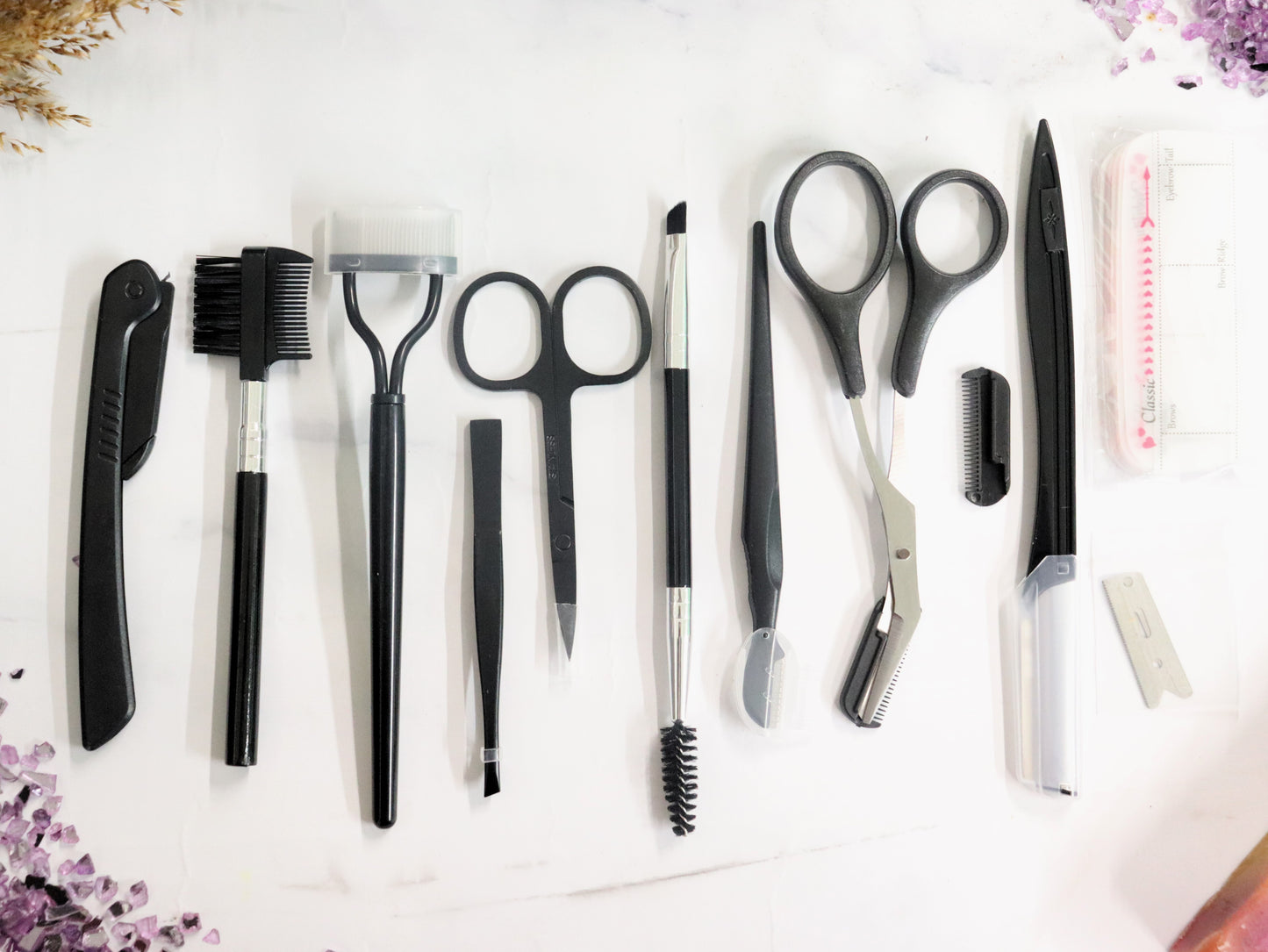 Amour Tesour 19 Piece Eyebrow Kit